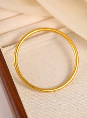 古法磨砂金色手镯女2025新款爆款轻奢高级感镯子精致气质礼物手饰