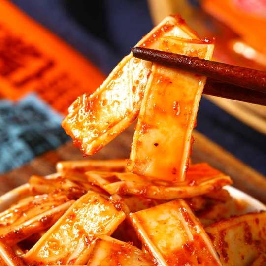 尚美滋麻酱凉皮风味粉皮辣条蒜香麻汁爽口脆网红即食休闲零食特产