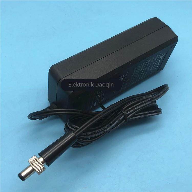 24V2A3A 6V3A 12V1A2A3A4A5A电源带锁DC头5V2A3A4A带螺母头9V2A3A - 图1