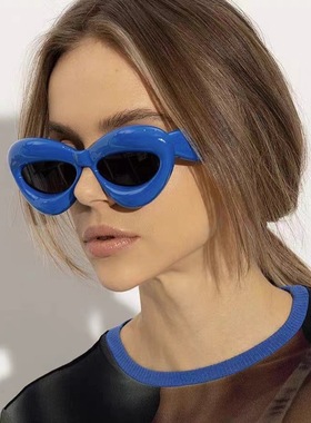 25新款欧美风热卖眼镜防紫外线搞怪摆拍气球膨胀感嘴唇太阳镜