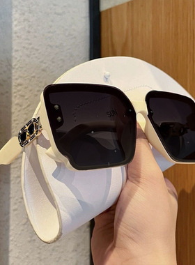 欧美大框太阳眼镜时尚高清防紫外线潮流墨镜个性显脸小眼镜女