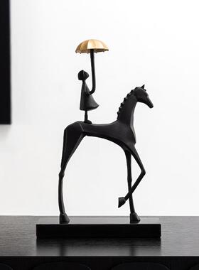 创意铸铁金属马摆件家居客厅轻奢高档装饰品电视柜酒柜高级感摆件