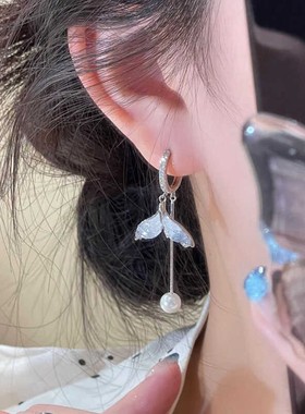 爆款时尚小清新蓝色水晶鱼尾项链