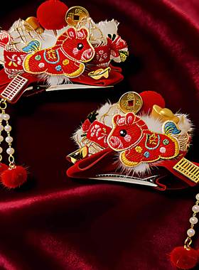 马年头饰红色头饰马年儿童发夹新年红色刺绣小马过年发饰女童夹子