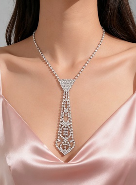 欧美轻奢风镶钻仿珍珠领带项链