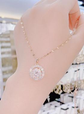 2024年新款潮不掉色个性转动钛钢项链女冷淡风锁骨链气质网红颈链