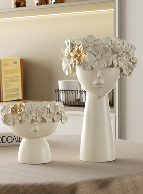 高级感创意雕塑艺术人物摆件现代轻奢新居客厅电视玄关柜软装饰品