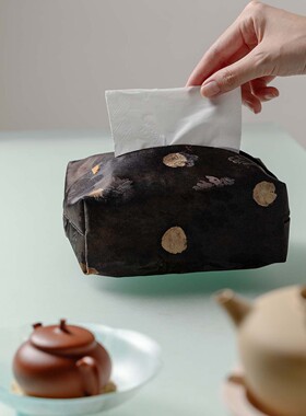 即素香云纱波点团花布艺纸巾盒