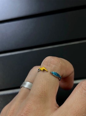 蓝色小鱼雷电戒指小众设计感百搭
