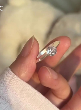 银色飞碟仿锆石戒指小众设计简约