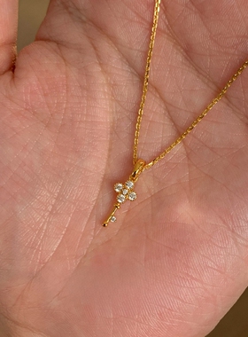 轻奢四叶花钥匙吊坠项链精致百搭