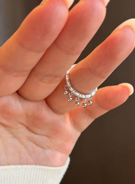 轻奢银色铃铛流苏戒指高级感气质