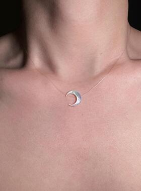 冷淡风贝母月亮隐形鱼线项链百搭