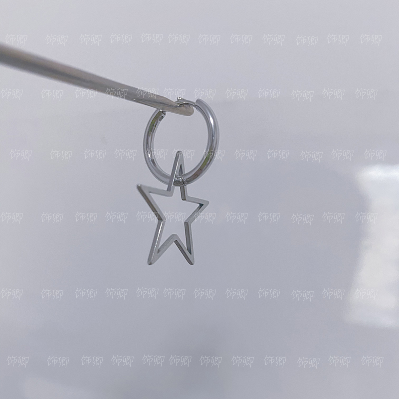 cortis成员james赵雨凡同款星星耳环银色鬼马五星吊坠不掉色耳钉 - 图1