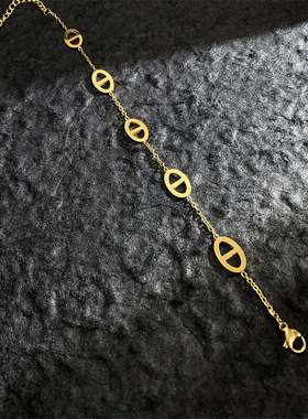 通体钛钢2024年新款简约猪鼻子手链持久保色小众设计百搭显白饰品