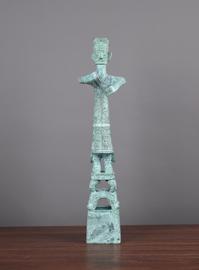 堆青铜器立人面具飞人飞鸟人头像纵目神树古玩仿古工艺品摆件