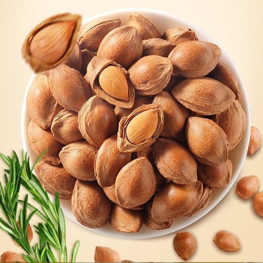 Xinjiang specialty open apricot ripe almond