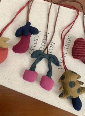 新项链森女色系儿童服饰挂链女童可爱塞棉水果挂件秋冬宝宝毛衣链