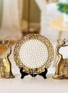 欧式家居装饰品摆件孔雀舞女创意玄关电视柜酒柜摆设乔迁新房礼物