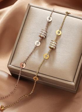 新款钛钢不掉色罗马数字手镯ins轻奢高级感可叠戴闪钻小蛮腰手錬