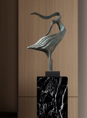 创意抽象舞者雕塑现代艺术酒店大堂玄关售楼处装饰品楼梯转角