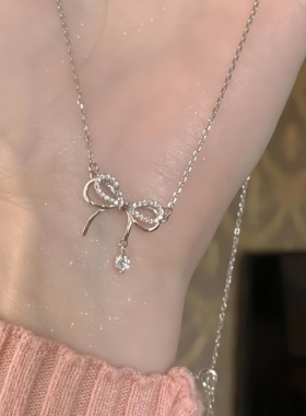 双层蝴蝶结项链女ins小众设计百搭水滴流苏锁骨链送女友不易掉色