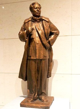 玻璃钢仿铜名人伟人塑像铸铜刘少奇公园广场装饰校园工艺术品摆件