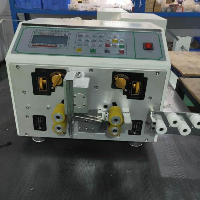 Source manufacturer direct supply new automatic wire stripper fully automatic computer wire cutting machine High-speed wire cutting machine skin peeling machine