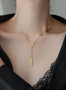 love钛钢不掉色项链玫瑰金冷淡风简约锁骨链气质颈链女潮短款吊坠