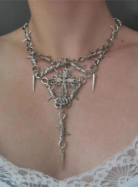 亚比文化设计荆棘十字架吊坠锁骨链嘻哈蹦迪冷淡风y2k项链配饰