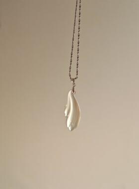 新中式冰透玉兰花项链女