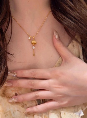 金色拉丝铃兰花流苏项链女颈链