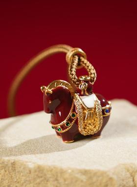 新年复古红色滴釉小马编绳项链女