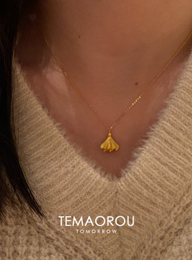 不掉色！金色小裙摆吊坠项链女