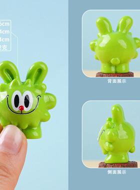 厂家直销蛋仔炸毛兔创意潮玩桌面小摆件树脂装饰可爱萌粒车载摆件