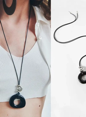 树脂镂空圆形皮绳项链民族风复古吊坠毛衣链简约设计新款项饰