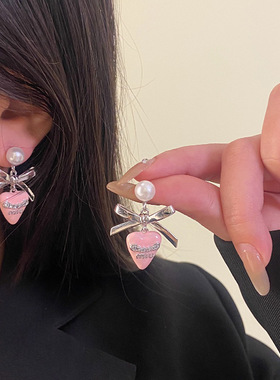 粉色滴釉爱心蝴蝶结吊坠锆石项链