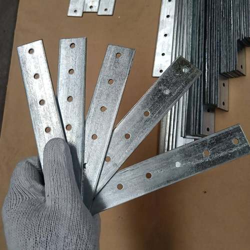 镀锌冲孔扁铁直铁条家居木板连接自攻丝紧固安装压板长条加厚 - 图0