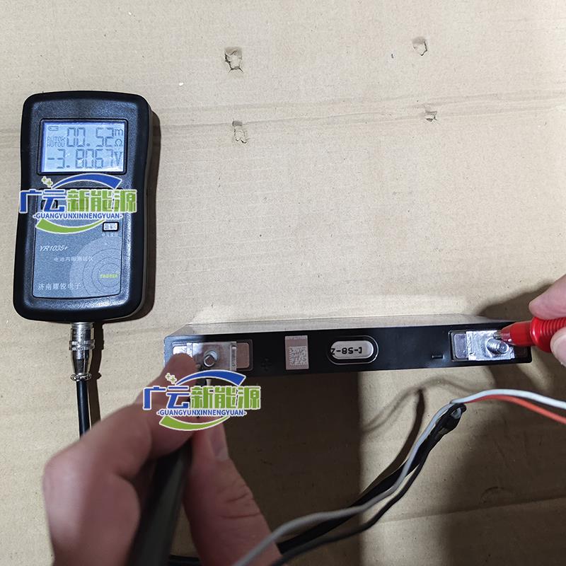 汽车应急启动电源紧急强起三元锂电池高倍率电芯搭电宝电瓶12v24v - 图1