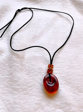 美拉德咖色爱心结猪鼻子项链百搭毛衣链女复古高级感项饰秋冬