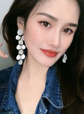 欧美复古性感个性不对称设计感拼接水滴长款显瘦流苏白色垂坠耳环