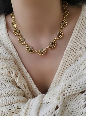 欧美时尚复古金新款高级感套装扇形项链锁骨链气质百搭耳钉女小众