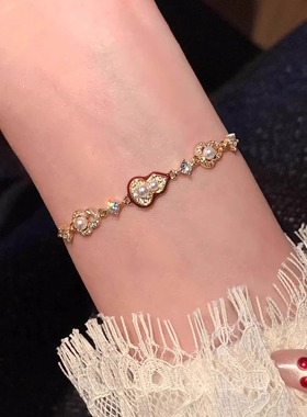 新中式满钻珍珠红色葫芦手链国风轻奢可抽拉调节金色手饰高级感