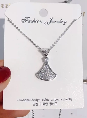 小裙子韩版时尚白贝母红玉髓满钻大号扇形裙子项链女扣镀厚金