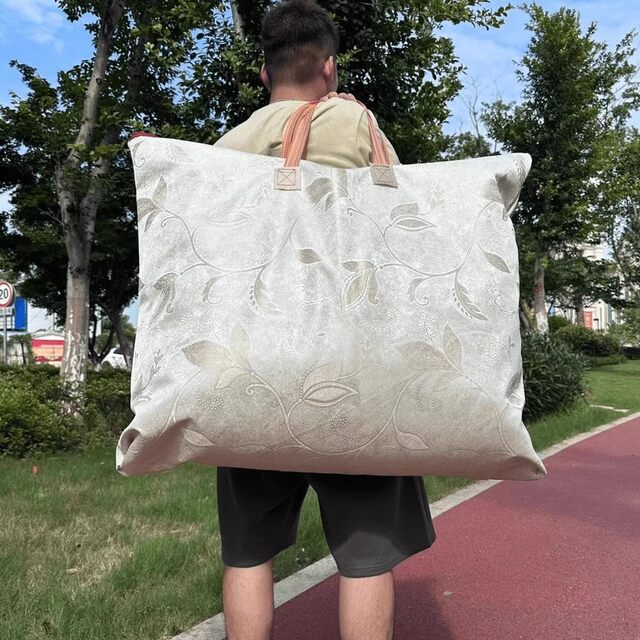 Quilt storage bag with extra large capacity thickened moving bag