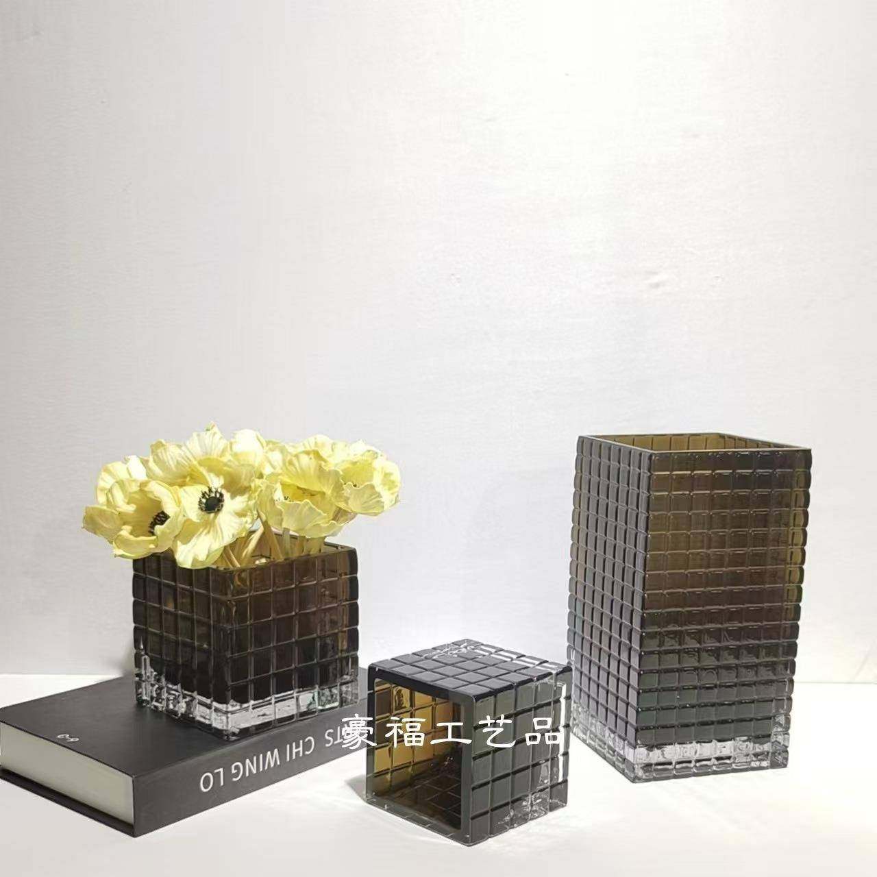 现代简约棕色方格设计玻璃花瓶家居样板房客厅桌面插花装饰摆件,淘宝优惠券,粉丝福利购,淘宝优惠卷
