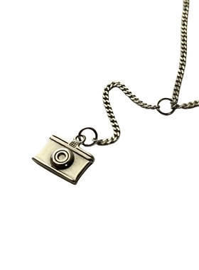 欧美独立站时尚流行包包相机项链不锈钢项链炉内真空电镀