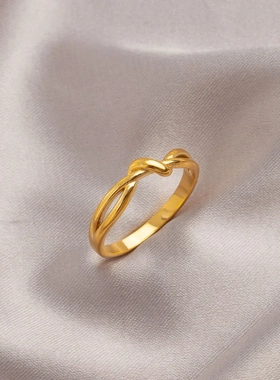 爱尽莫比乌斯扭结戒指女钛钢不掉色轻奢小众设计高级食指戒指环