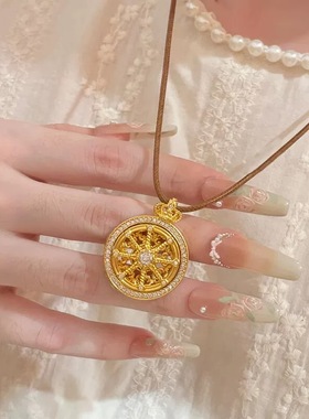 卡纯诗金店同款沙金仿真金点钻镂空幸福马车罗盘吊坠项链送女友