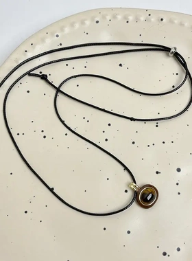 美拉德复古虎眼石项链女秋冬轻奢高级感小众锁骨链简约气质毛衣链